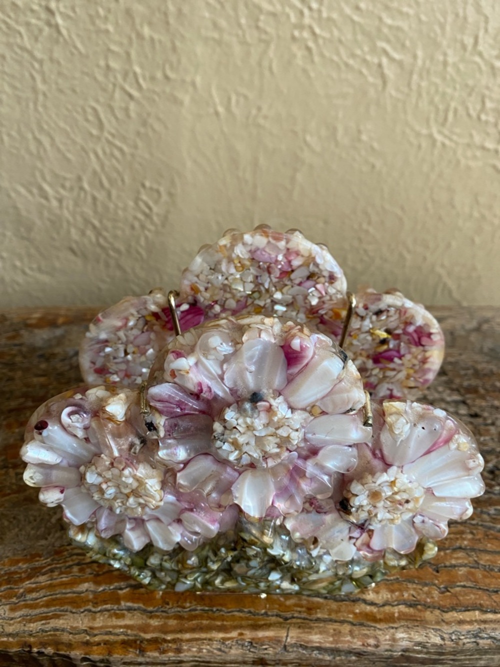 💐Rare 1960’s Vintage💐Abalone Shell & Lucite Napkin Holder - Picture 7 of 14